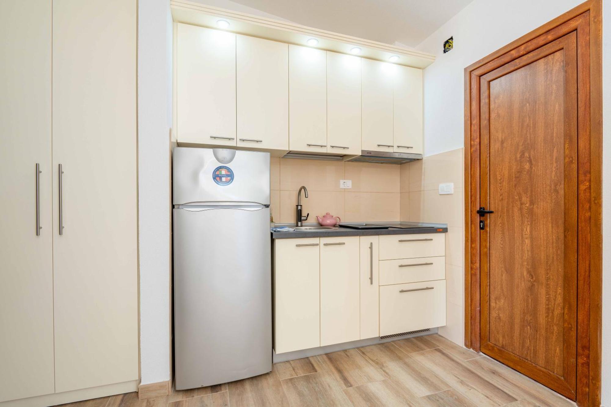 Apartmani Sonja I Branko 수토모레 외부 사진